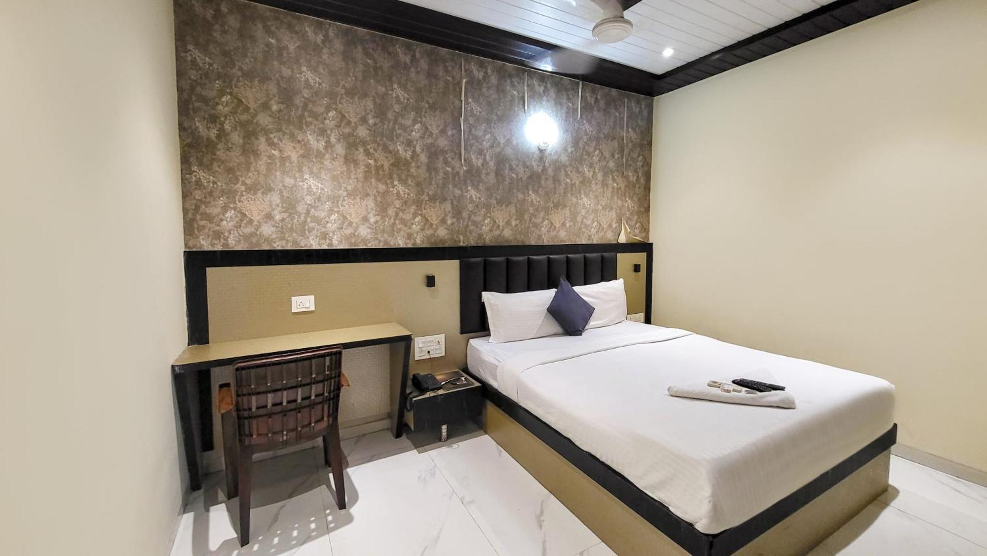 Fabhotel Prime Land - Nr Bkc Мумбаї Екстер'єр фото